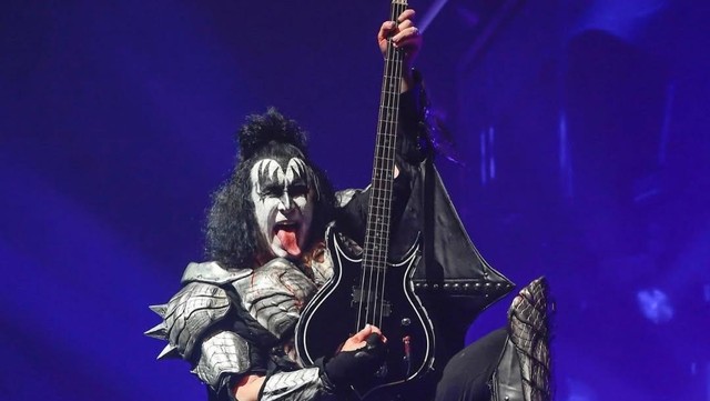 Kabar Terkini Artis dari InsertLive : Gene Simmons KISS Rupanya Sempat Pingsan Sebelum Kecelakaan Mobil