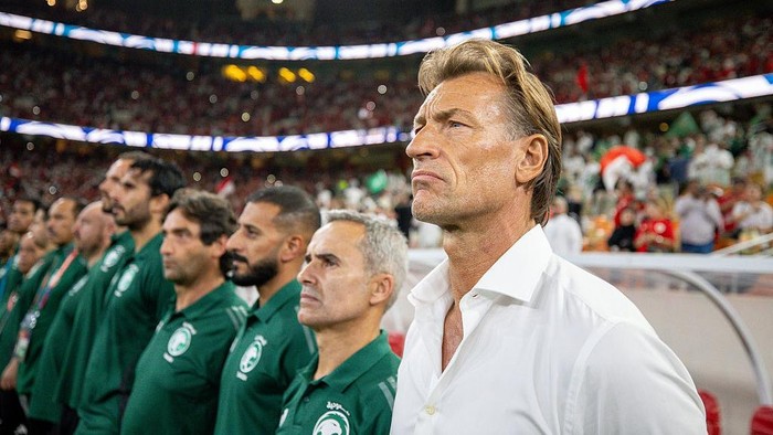JEDDAH, SAUDI ARABIA - OCTOBER 8: Herve Renard coach of Saudi Arabia looks on prior the AFC Asian qualifiers 4th Round Group B match between Saudi Arabia and Indonesia at King Abdullah Sports City on October 8, 2025 in Jeddah, Saudi Arabia. (Photo by Yasser Bakhsh/Getty Images)