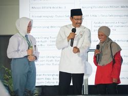 Kunjungi Kediri, Gus Ipul Kagum Siswa Sekolah Rakyat Punya Banyak Talenta