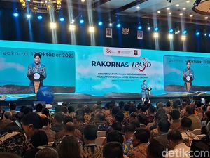 OJK Sebut Kredit Rp 46,7 T Dikucurkan buat Lawan Rentenir