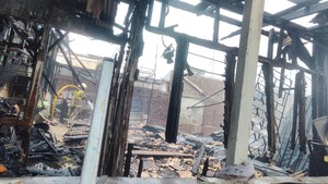 5 Rumah di Tambora Terbakar, Pria ODGJ Tewas Diduga Terkunci di Kamar