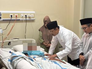 Haikal Korban Ponpes Sidoarjo Stabil, Mensos Pastikan Pendampingan Total Haikal Korban Ponpes Sidoarjo Stabil, Mensos Pastikan Pendampingan Total