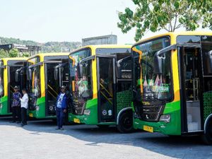 Rute dan Jadwal Trans Jatim Terbaru 2025 Koridor 1-7 Rute dan Jadwal Trans Jatim Terbaru 2025 Koridor 1-7