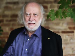 Novelis Hungaria Laszlo Krasznahorkai Raih Nobel Sastra 2025 Novelis Hungaria Laszlo Krasznahorkai Raih Nobel Sastra 2025