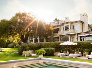 Pilih Tinggal di Desa, Adam Levine Jual Rumah Nyaris Rp 1 Triliun Pilih Tinggal di Desa, Adam Levine Jual Rumah Nyaris Rp 1 Triliun