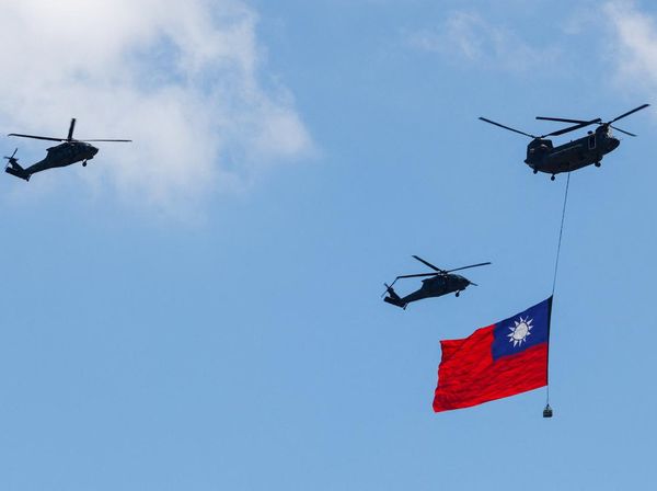 Taiwan Rayakan Hari Nasional dengan Parade Militer dan Atraksi Udara
