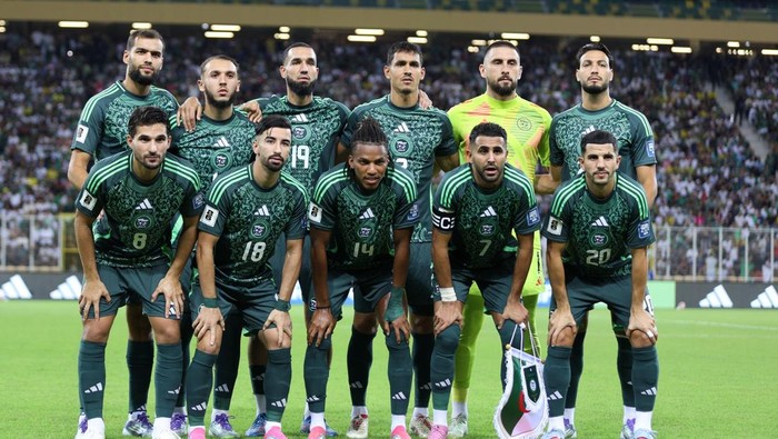 Algerian players pose for a group photo before the 2026 FIFA World Cup qualifying match between Algeria and Botswana at Hocine Ait Ahmed Stadium in Tizi Ouzou, Algeria, on September 4, 2025. (Photo by Billel Bensalem / APP/NurPhoto via Getty Images)