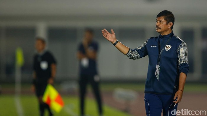 Timnas Indonesia U-23 berhadapan dengan India dalam laga uji coba. Pasukan Indra Sjafri kalah 1-2. Indonesia vs India berlangsung di Stadion Madya, Jakarta, Jumat (10/10/2025) malam WIB. Ini merupakan rangkaian persiapan Indonesia menuju SEA Games 2025.