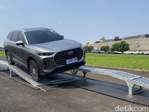 Impresi Chery Tiggo 9 CSH: Mewah, Bertenaga, Harga Pepet Pajero Sport-Fortuner Impresi Chery Tiggo 9 CSH: Mewah, Bertenaga, Harga Pepet Pajero Sport-Fortuner