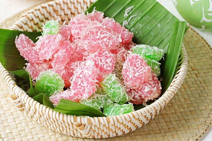 Jajanan pasar.