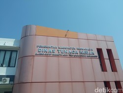 Banyak Pencari Kerja Indramayu Pilih Berkarier di Luar Negeri