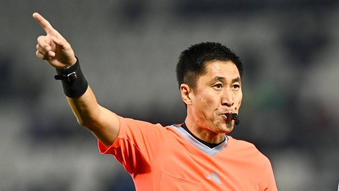 Referee Ma Ning reacts during the Super Shield of the Qatar-UAE Super Cup match between Qatars Al Sadd SC and United Arab Emirates Al Wasl FC at Jassim Bin Hamad Stadium in Doha, Qatar, on January 18, 2025. (Photo by Noushad Thekkayil/NurPhoto via Getty Images)