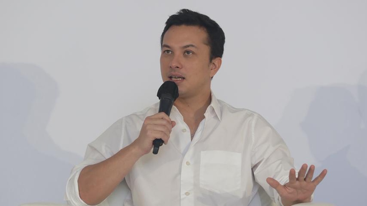 Kritik Pedas Nicholas Saputra Saat Karhutla Terus Membara