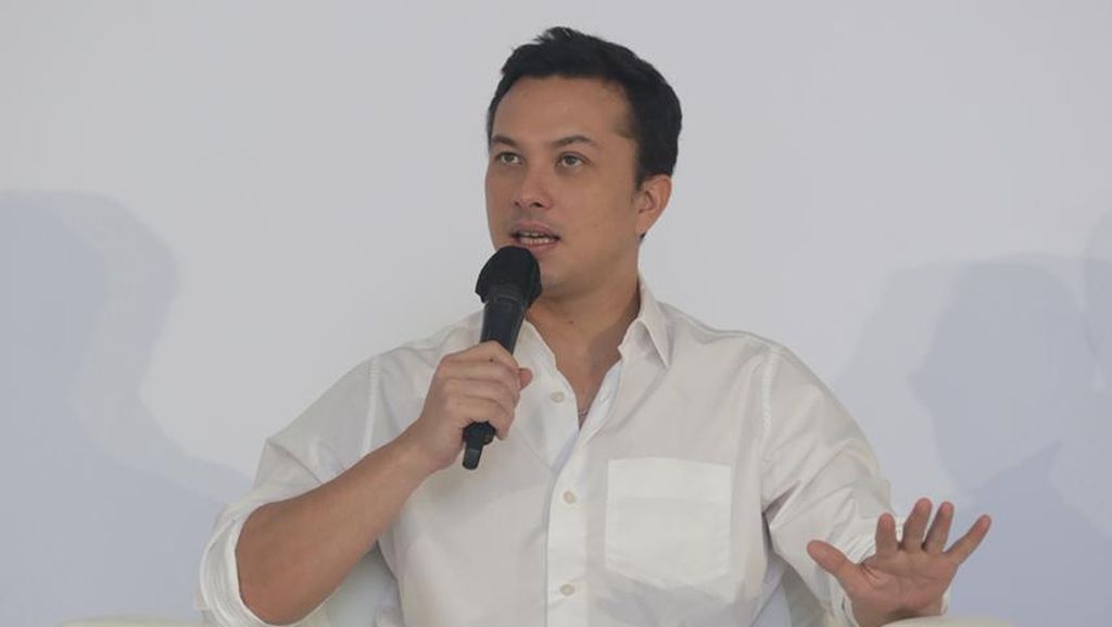 Nicholas Saputra Bagikan Cara Hadapi Tekanan Hidup Nicholas Saputra Bagikan Cara Hadapi Tekanan Hidup
