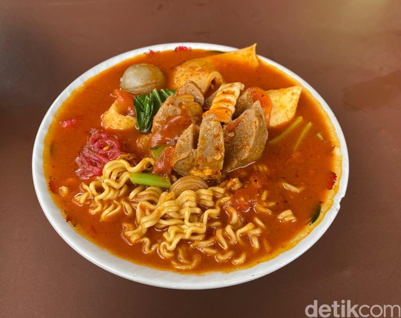 Seblak Mama Nugi