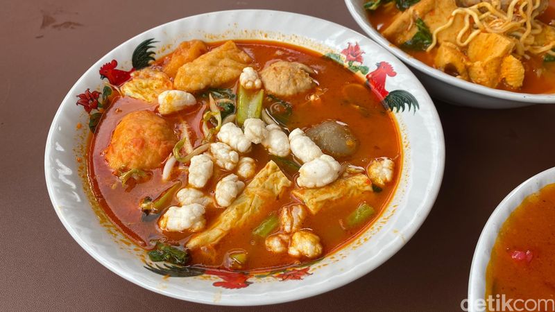 Seblak Mama Nugi