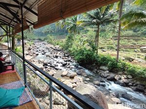 Ngopi Sambil Tenangkan Pikiran di Cadas Ngampar Ciamis Ngopi Sambil Tenangkan Pikiran di Cadas Ngampar Ciamis