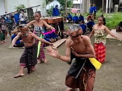 Tari Suling Dewa, Tarian Masyarakat Bayan NTB untuk Memohon Hujan