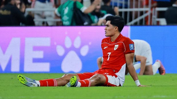 Soccer Football - FIFA World Cup - AFC Qualifiers - Group B - Iraq v Indonesia - King Abdullah Sport City, Jeddah, Saudi Arabia - October 11, 2025 Indonesia's Ramadhan Sananta looks dejected after the match REUTERS/Stringer