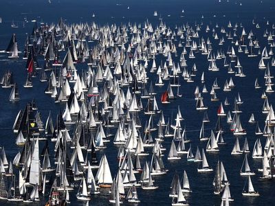 Barcolana 2025: Ribuan Kapal Layar Meriahkan Regata Terbesar Dunia di Teluk Trieste