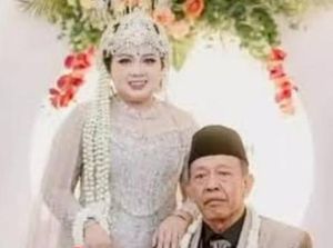 Penyebab Mahar Cek Rp 3 Miliar Mbah Tarman Belum Dicairkan Penyebab Mahar Cek Rp 3 Miliar Mbah Tarman Belum Dicairkan