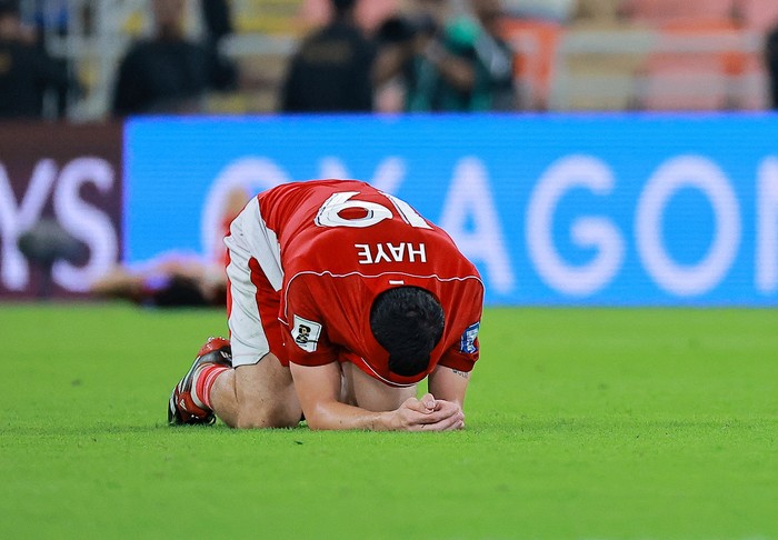 Soccer Football - FIFA World Cup - AFC Qualifiers - Group B - Iraq v Indonesia - King Abdullah Sport City, Jeddah, Saudi Arabia - October 11, 2025 Indonesias Thom Haye looks dejected after the match REUTERS/Stringer