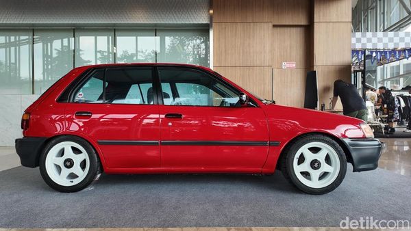Tampang Klimis Toyota Starlet Belgia Milik Raffi Ahmad