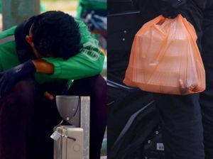 Duh! Pelanggan Ini Geli Sentuh Bungkus Makanan yang Diantar Ojol Duh! Pelanggan Ini Geli Sentuh Bungkus Makanan yang Diantar Ojol