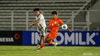Tertinggal, Indonesia meningkatkan intensitas serangan.
