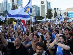 Hamas Bebaskan 7 Sandera, Gaza Masuki Gencatan Senjata