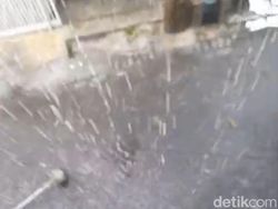 Hujan Es Guyur Jember