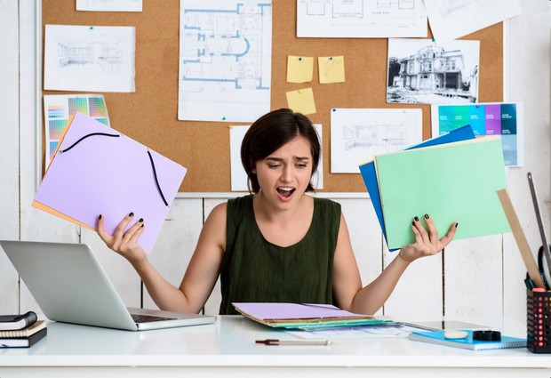 Ilustrasi Perempuan Toxic Productivity/Foto: Freepik.com/cookie_studio