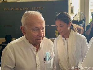 Praperadilan Nadiem Ditolak, Istri: Sedih dan Kecewa, tapi Hormati Putusan Praperadilan Nadiem Ditolak, Istri: Sedih dan Kecewa, tapi Hormati Putusan