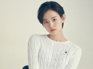 Kim Yoon Hye Umumkan Rencana Nikah, Akhiri Masa Lajang di Usia 34 Tahun Kim Yoon Hye Umumkan Rencana Nikah, Akhiri Masa Lajang di Usia 34 Tahun