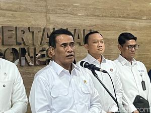 Mentan Cabut Izin 2.039 Kios-Distributor Pupuk Subsidi Nakal Mentan Cabut Izin 2.039 Kios-Distributor Pupuk Subsidi Nakal