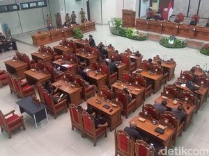 Pemkab Buleleng Rombak Struktur OPD, Sutjidra Pastikan Tak Ada yang Tersakiti Pemkab Buleleng Rombak Struktur OPD, Sutjidra Pastikan Tak Ada yang Tersakiti