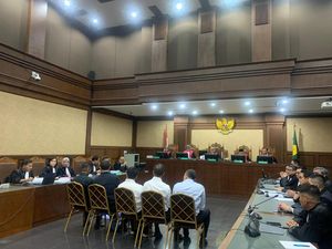 Anak Riza Chalid dkk Didakwa Terlibat Korupsi BBM Rugikan Negara Rp 285 T