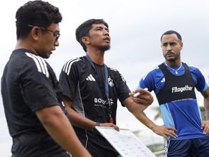 PSM Makassar Vs Arema FC: Menanti Racikan Pertama Ahmad Amiruddin PSM Makassar Vs Arema FC: Menanti Racikan Pertama Ahmad Amiruddin