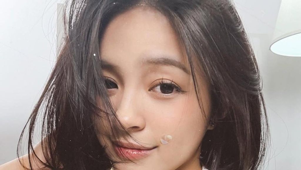 Bikin Pangling! Penampilan Terbaru Elsa Japasal Berambut Pendek Dipuji Bikin Pangling! Penampilan Terbaru Elsa Japasal Berambut Pendek Dipuji