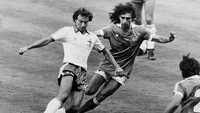 Irlandia Utara penah lolos Piala Dunia 1958, ketika itu jumlah penduduknya 1,4 juta jiwa. Mereka juga pernah lolos Piala Dunia 1982 dan 1986 (Dukas/Universal Images Group via/Dukas)