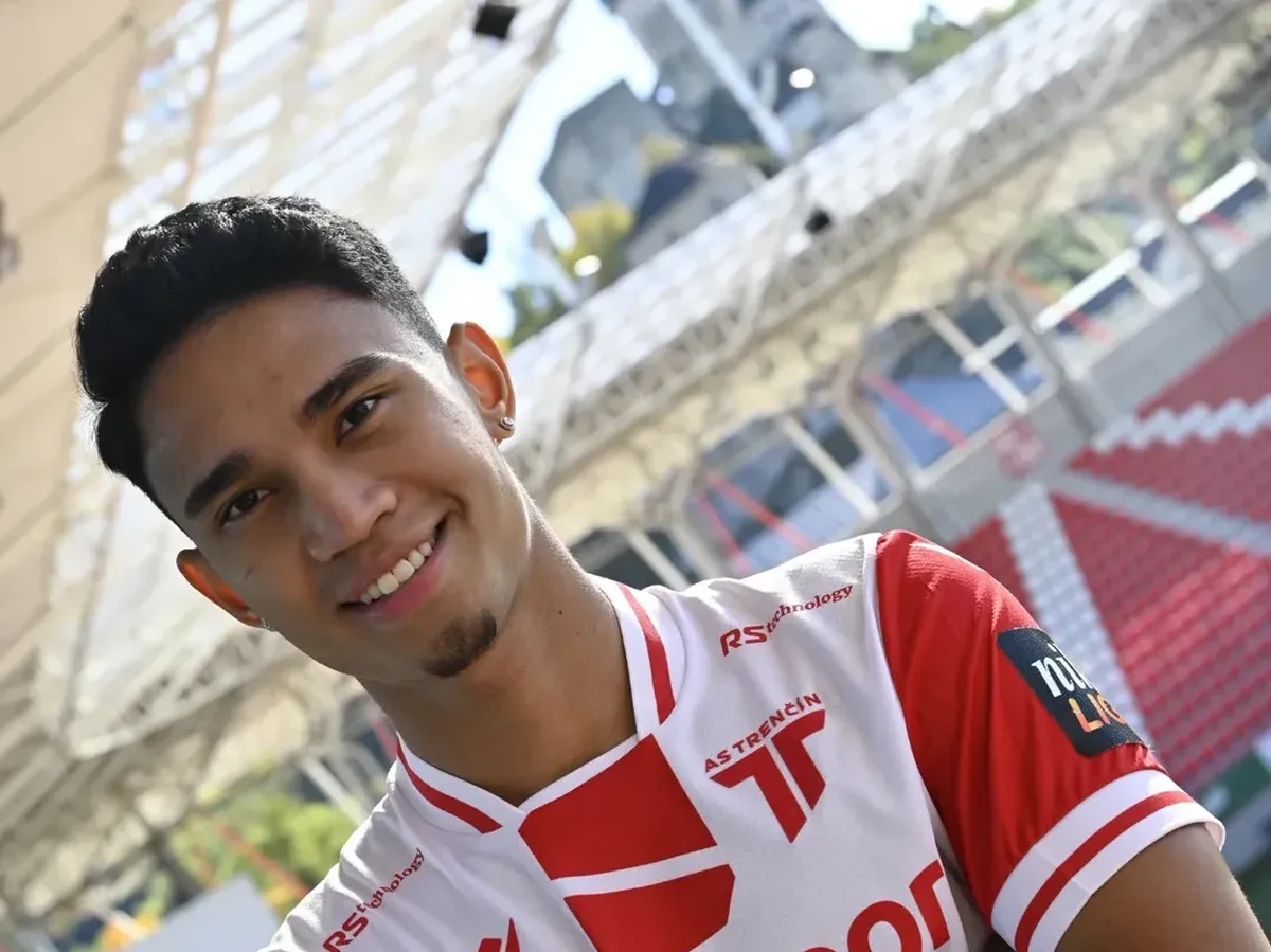 Foto: Instagram/astrencin