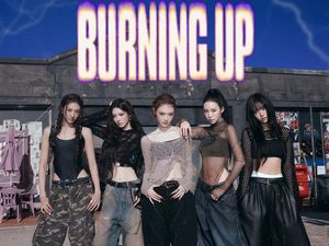 MEOVV Panas Dingin di MV Comeback BURNING UP MEOVV Panas Dingin di MV Comeback BURNING UP