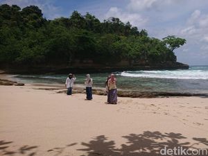 Eksotik Pantai Jung Pakis, Wisata Tersembunyi di Tulungagung Eksotik Pantai Jung Pakis, Wisata Tersembunyi di Tulungagung