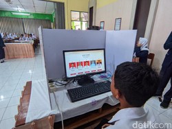 Keren! Pemilihan Ketua OSIS di Kulon Progo Digelar Pakai e-Voting Keren! Pemilihan Ketua OSIS di Kulon Progo Digelar Pakai e-Voting