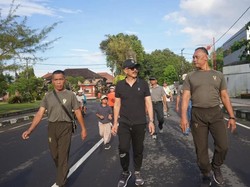 Pemkab Bangli Semarakkan HUT TNI Lewat Acara Jalan Santai Bersama