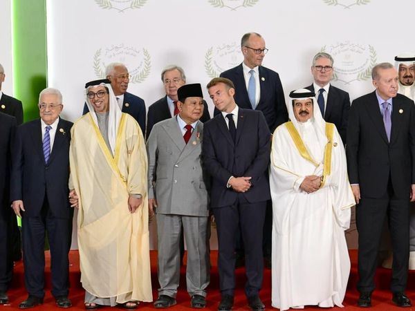 Momen Akrab Prabowo dengan Sejumlah Pemimpin Negara di KTT Gaza