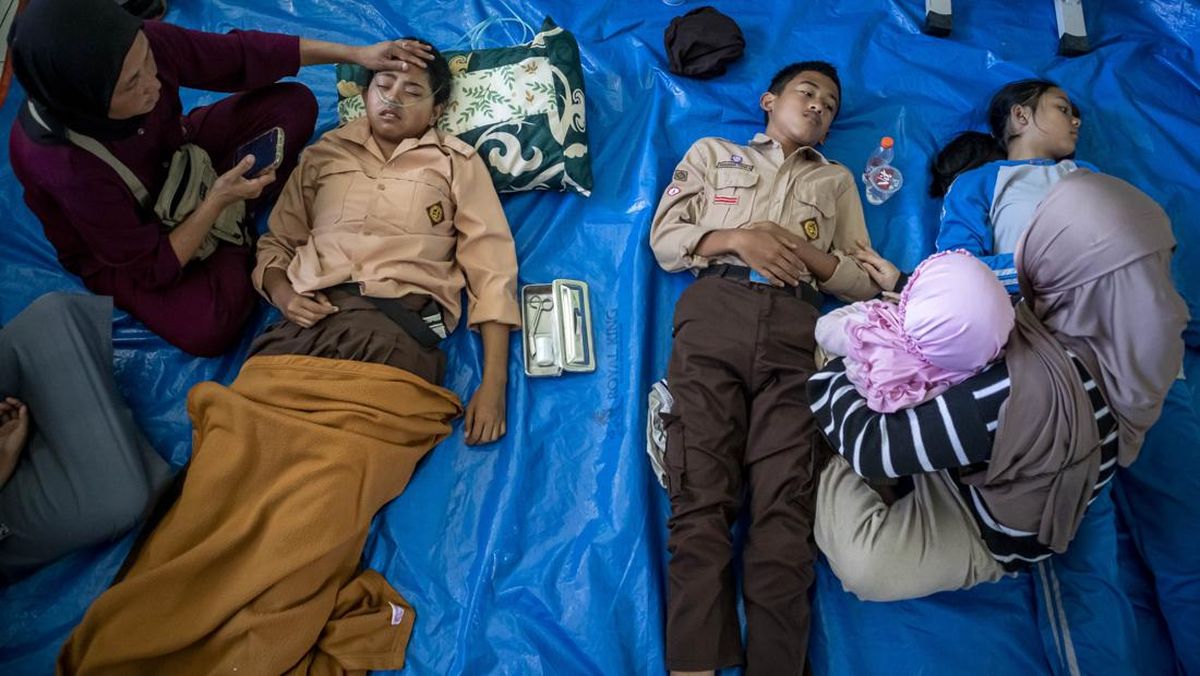MBG Kembali Makan Korban, Puluhan Siswa di Bandung Barat Keracunan