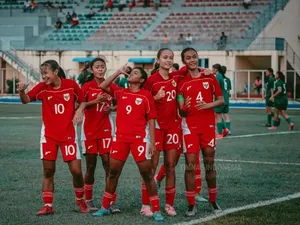 Timnas Putri Indonesia U-17 Tertinggal 0-1 dari Myanmar U-17 di Babak Pertama Timnas Putri Indonesia U-17 Tertinggal 0-1 dari Myanmar U-17 di Babak Pertama