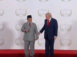 Video: Momen Trump Salami Prabowo di KTT Perdamaian Gaza