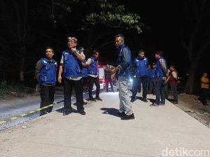 Pemkab Cirebon Kebut Betonisasi Jalan di Wilayah Timur Pemkab Cirebon Kebut Betonisasi Jalan di Wilayah Timur